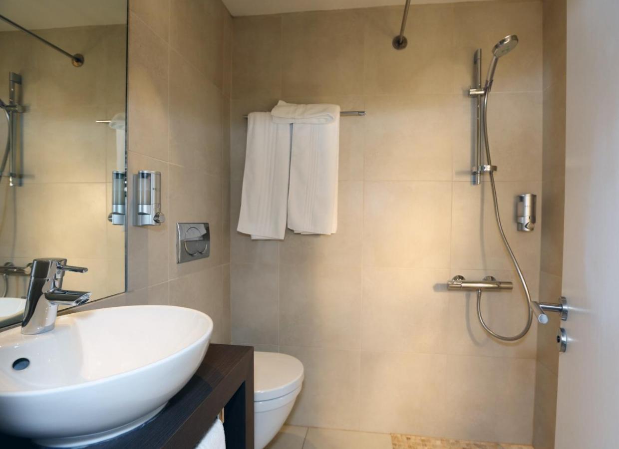 Hotel De La - Hdlp 3*
